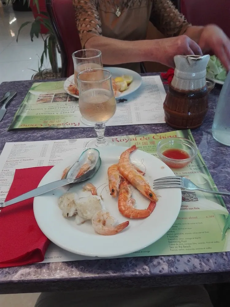Crevettes Et Poisson Grillé